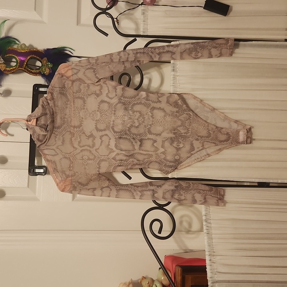 Lioness python printed bodysuit - Picture 1 of 4